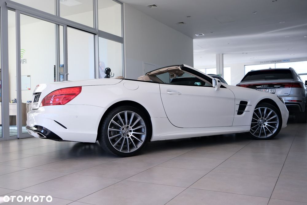 Mercedes-Benz SL - 10