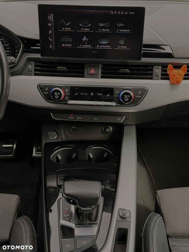 Audi A4 Avant 35 TFSI mHEV S Line S tronic - 31