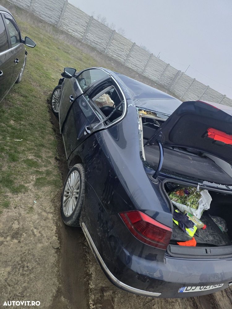 Dezmembrez Volkswagen Passat B7 2012  CFGB 170 CAI  BIXENON led DSG - 4