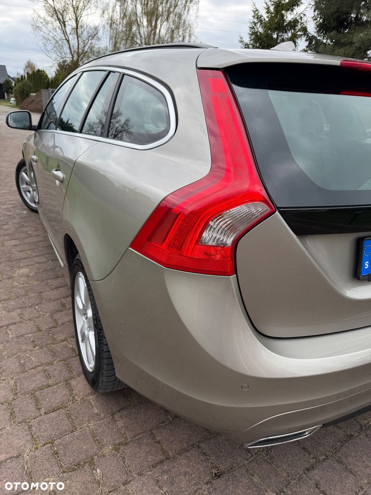 Volvo V60 D4 - 10