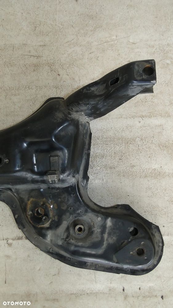 LANCIA MUSA FIAT IDEA ŁAWA SANKI KOŁYSKA WÓZEK BELKA SILNIKA 1.9JTD - 4