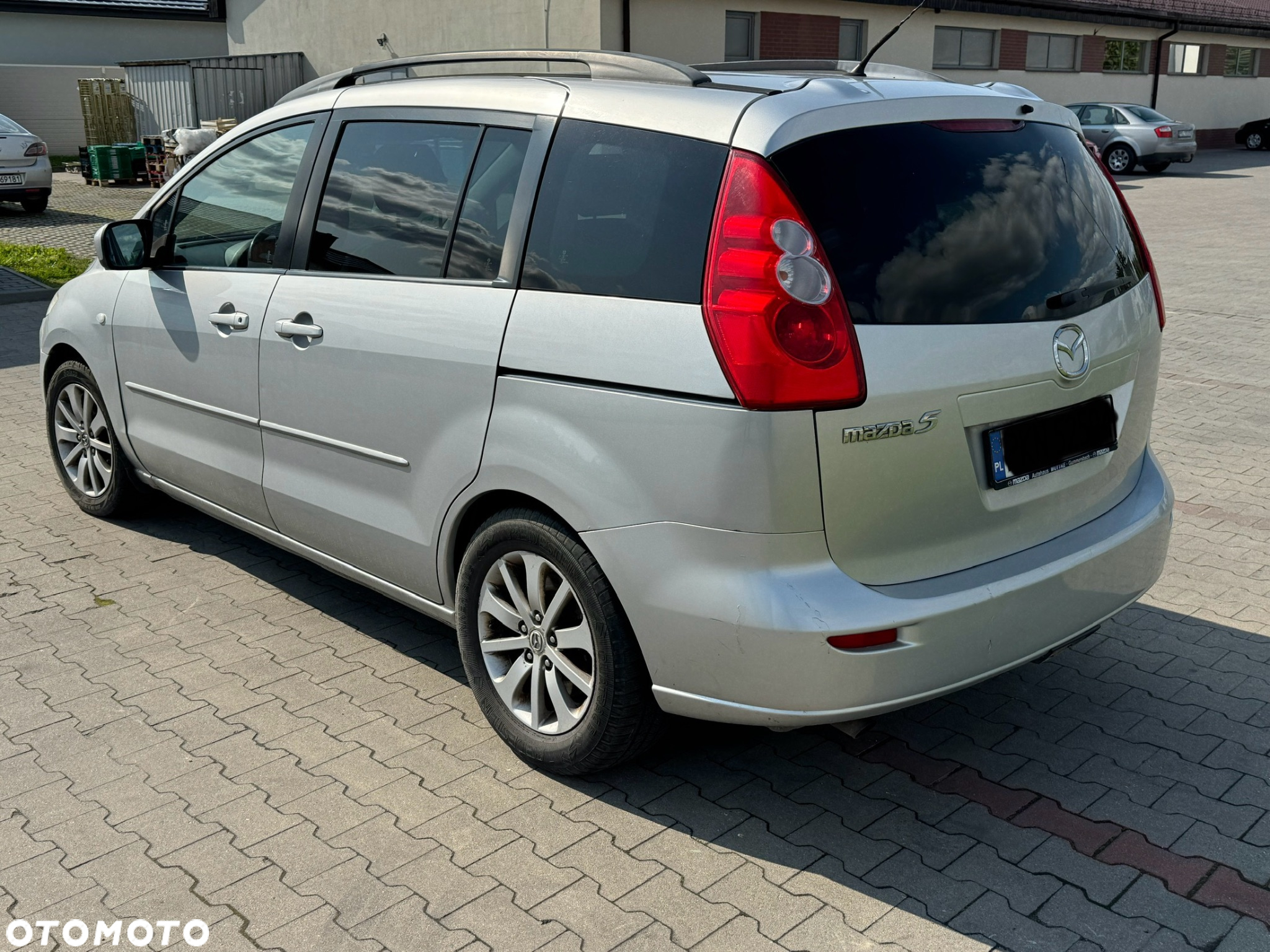 Mazda 5 - 5