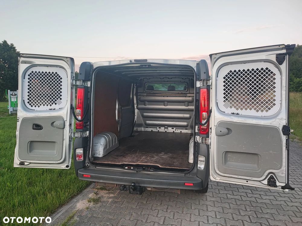 Renault Trafic - 18