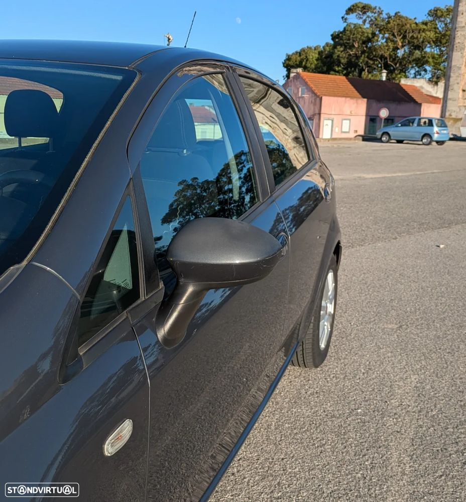 Fiat Punto 1.2 Lounge S&S - 9