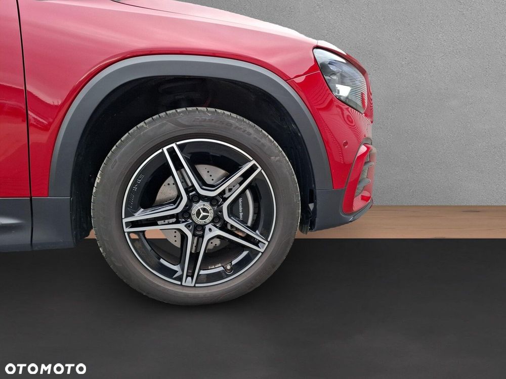 Mercedes-Benz GLB 200 AMG Line 7G-DCT - 16