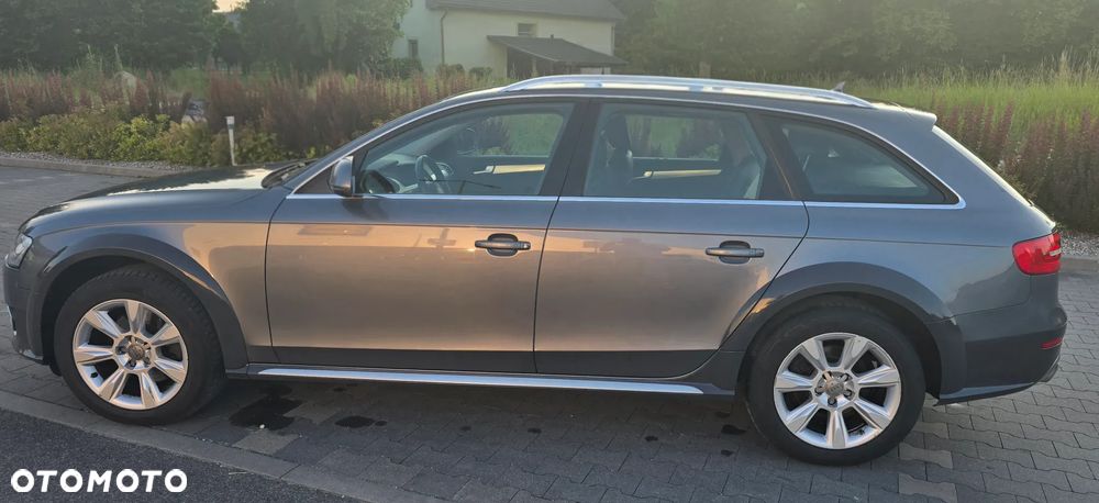 Audi A4 Allroad 2.0 TFSI Quattro S tronic - 4