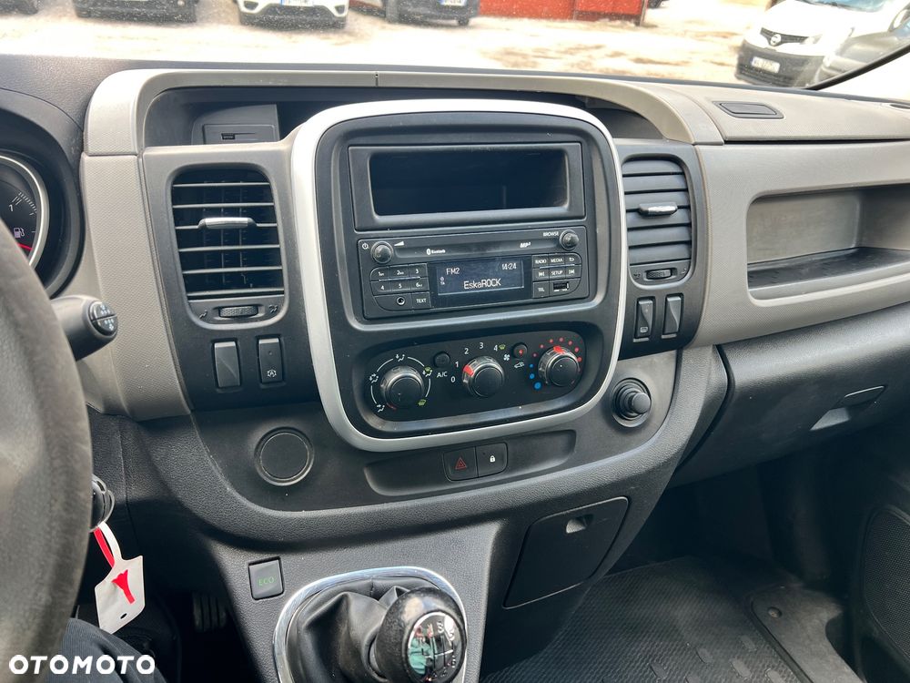 Renault Trafic - 13