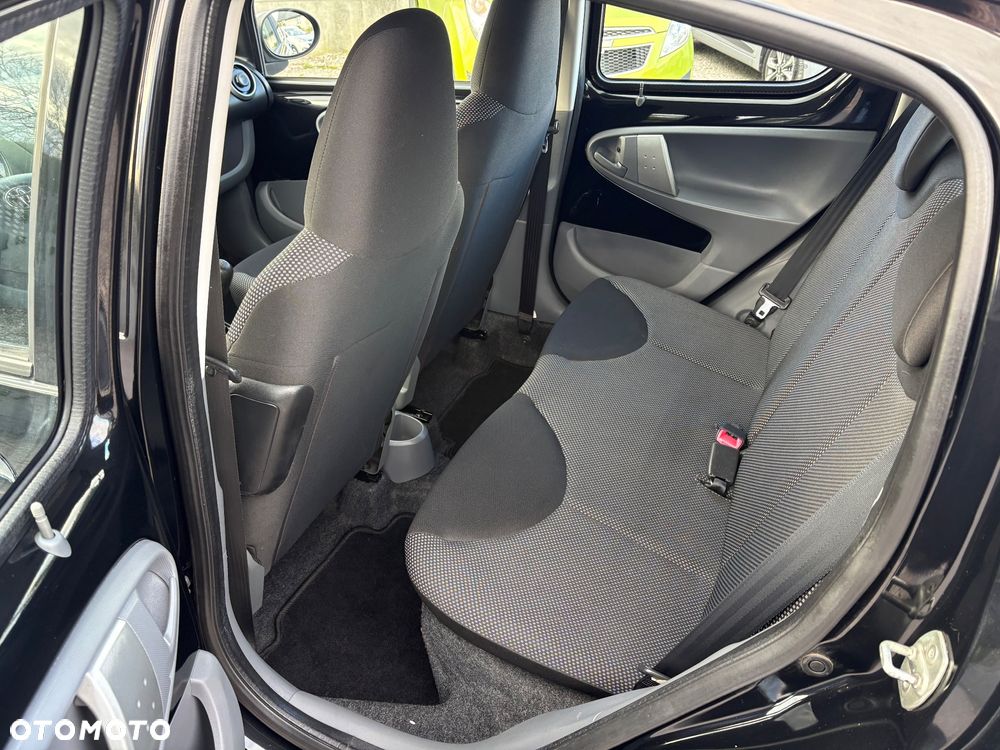 Toyota Aygo Cool - 23