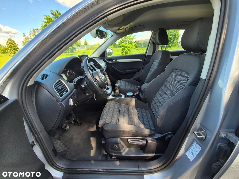Audi Q3 2.0 TDI Design - 23