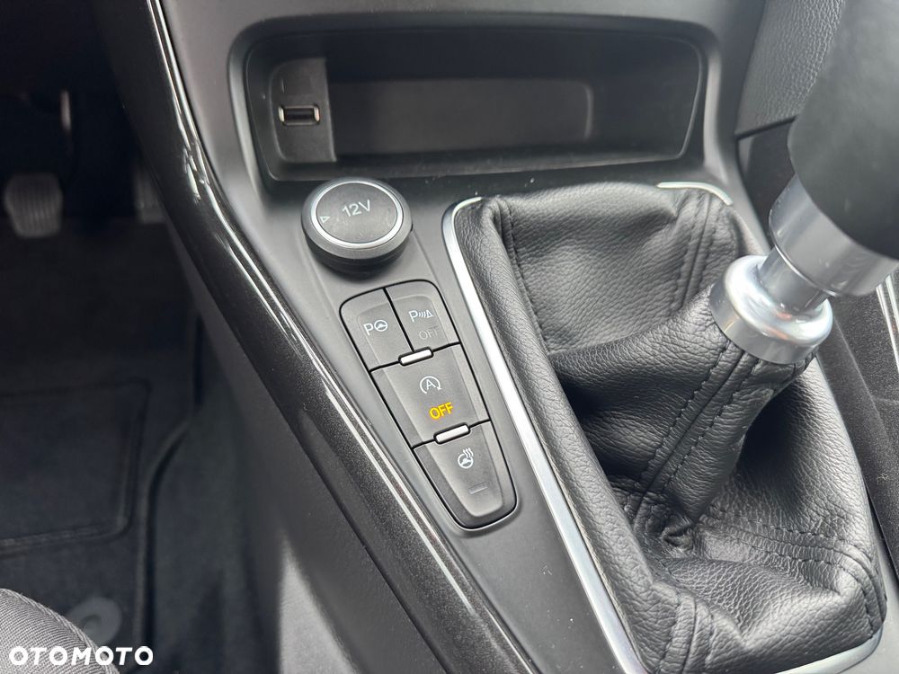 Ford Focus 1.0 EcoBoost Titanium ASS - 16
