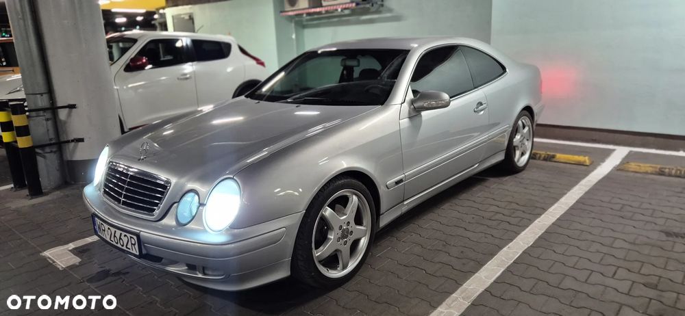 Mercedes-Benz CLK 320 - 4