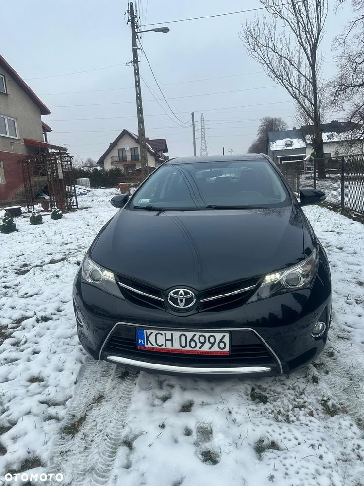 Toyota Auris 1.6 Premium - 1