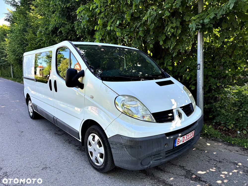 Opel vivaro - 8