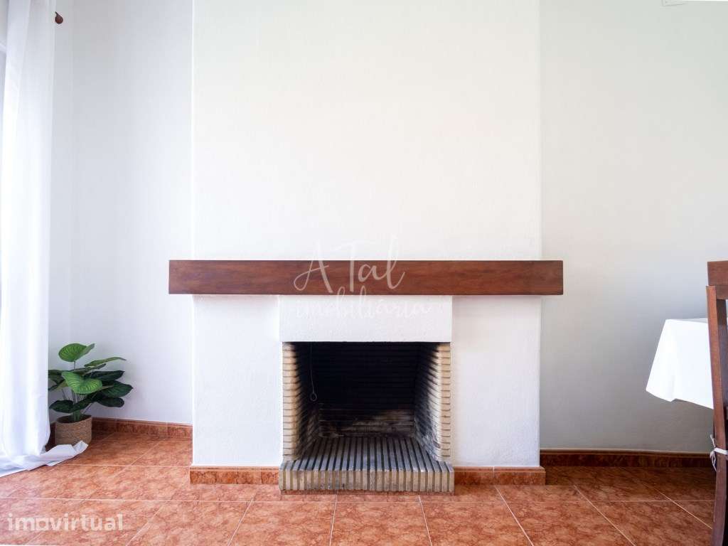 Apartamento T2 no Centro do Cartaxo com Arrecadação | Ideal para Ha... - Grande imagem: 4/18