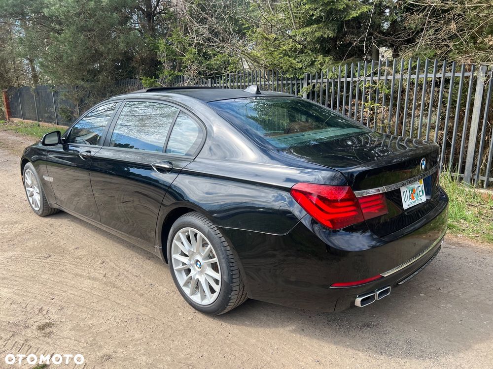BMW Seria 7 760i L - 2