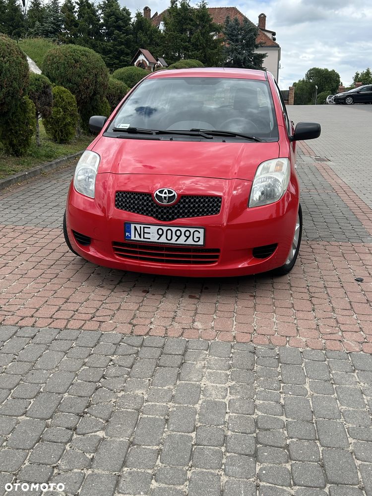 Toyota Yaris - 2