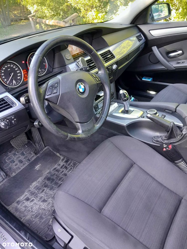 BMW Seria 5 520d - 3
