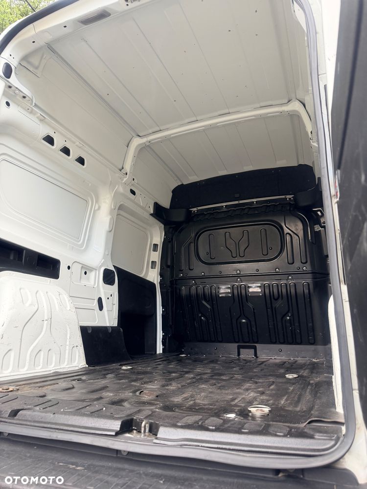 Fiat Doblo Maxi XL - 23