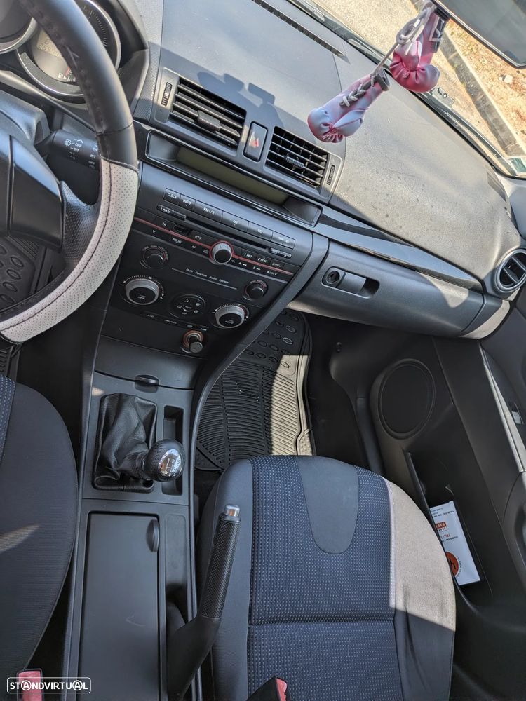 Mazda 3 Hatchback MZR 1.6 CD Comfort - 10