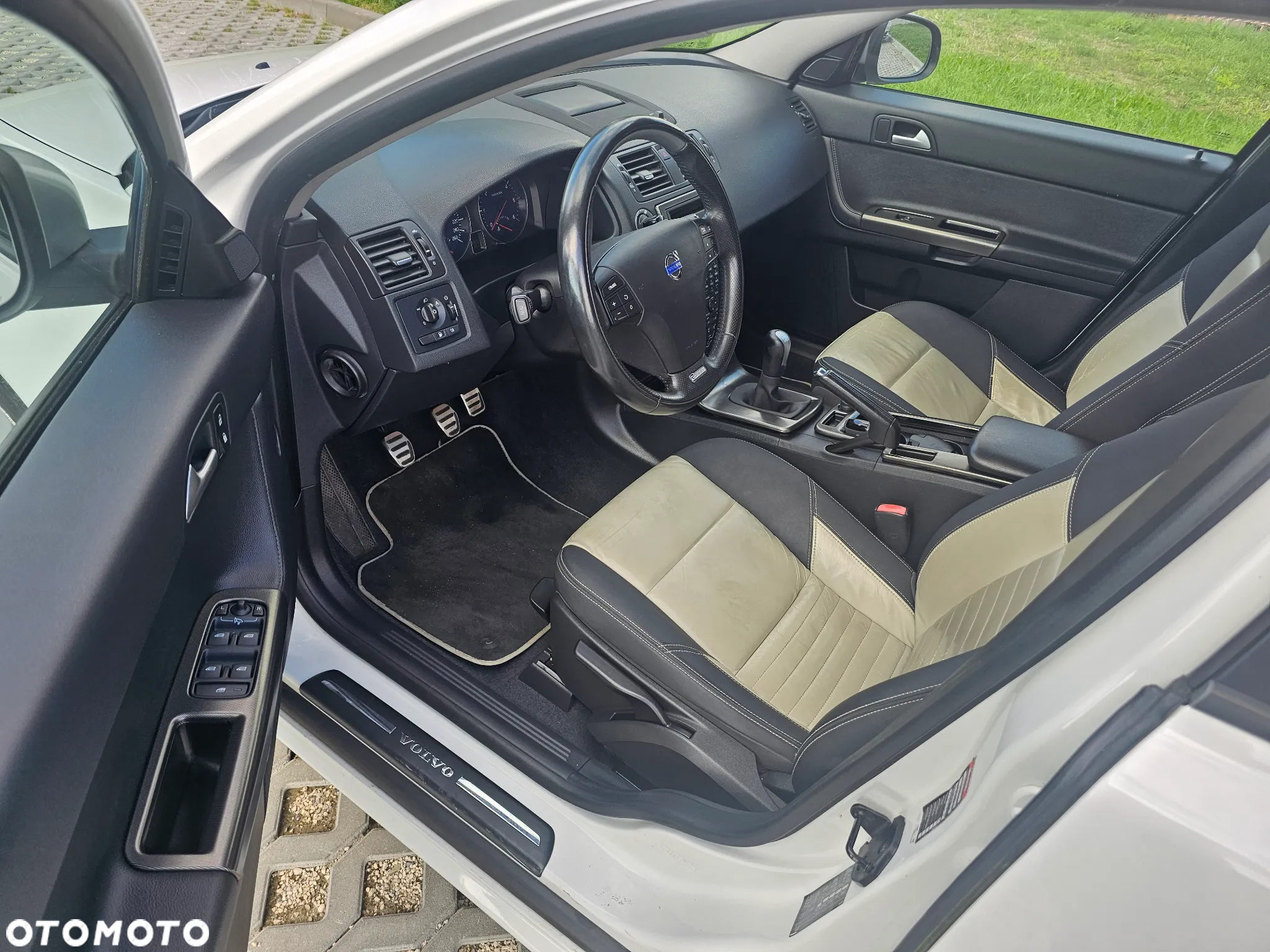Volvo V50 DPF D3 RDesign Edition - 6