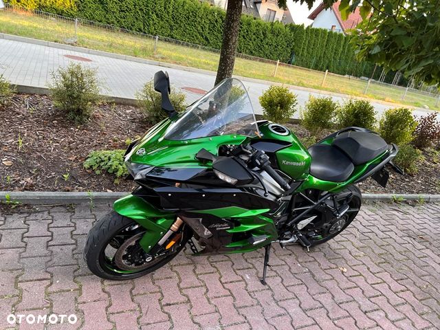 Kawasaki Ninja H2 SX - 1