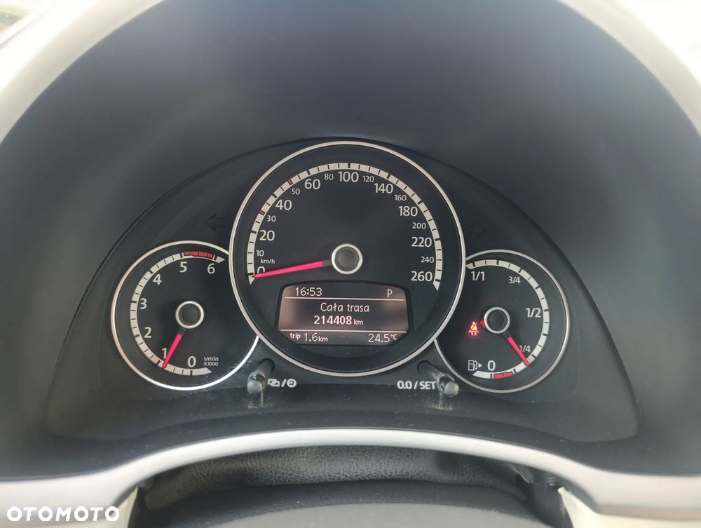 Volkswagen Beetle 1.6 TDI DPF DSG Blue Motion Technologie Exclusive Design - 22