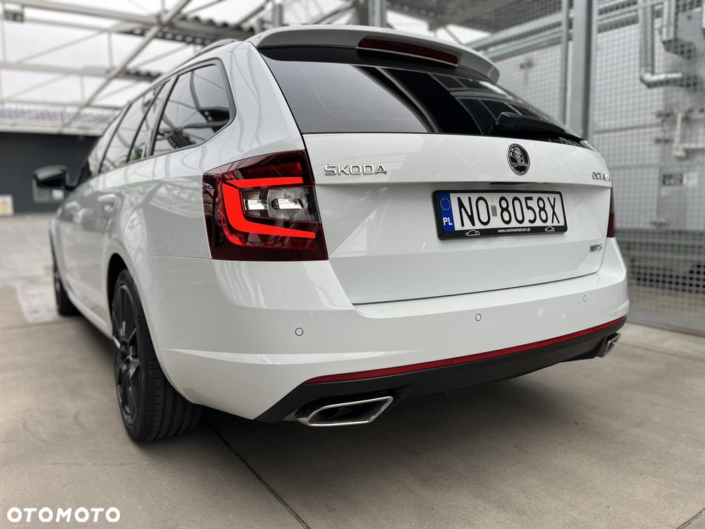 Skoda Octavia 2.0 TDI RS Challenge DSG - 7