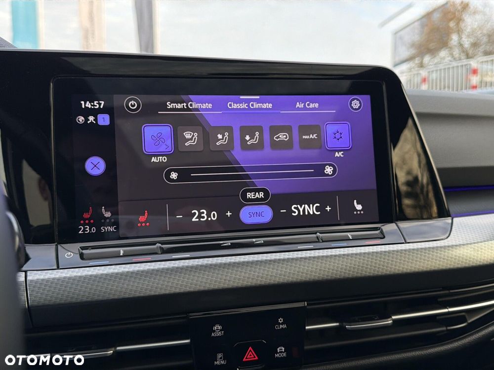 Volkswagen Golf - 32