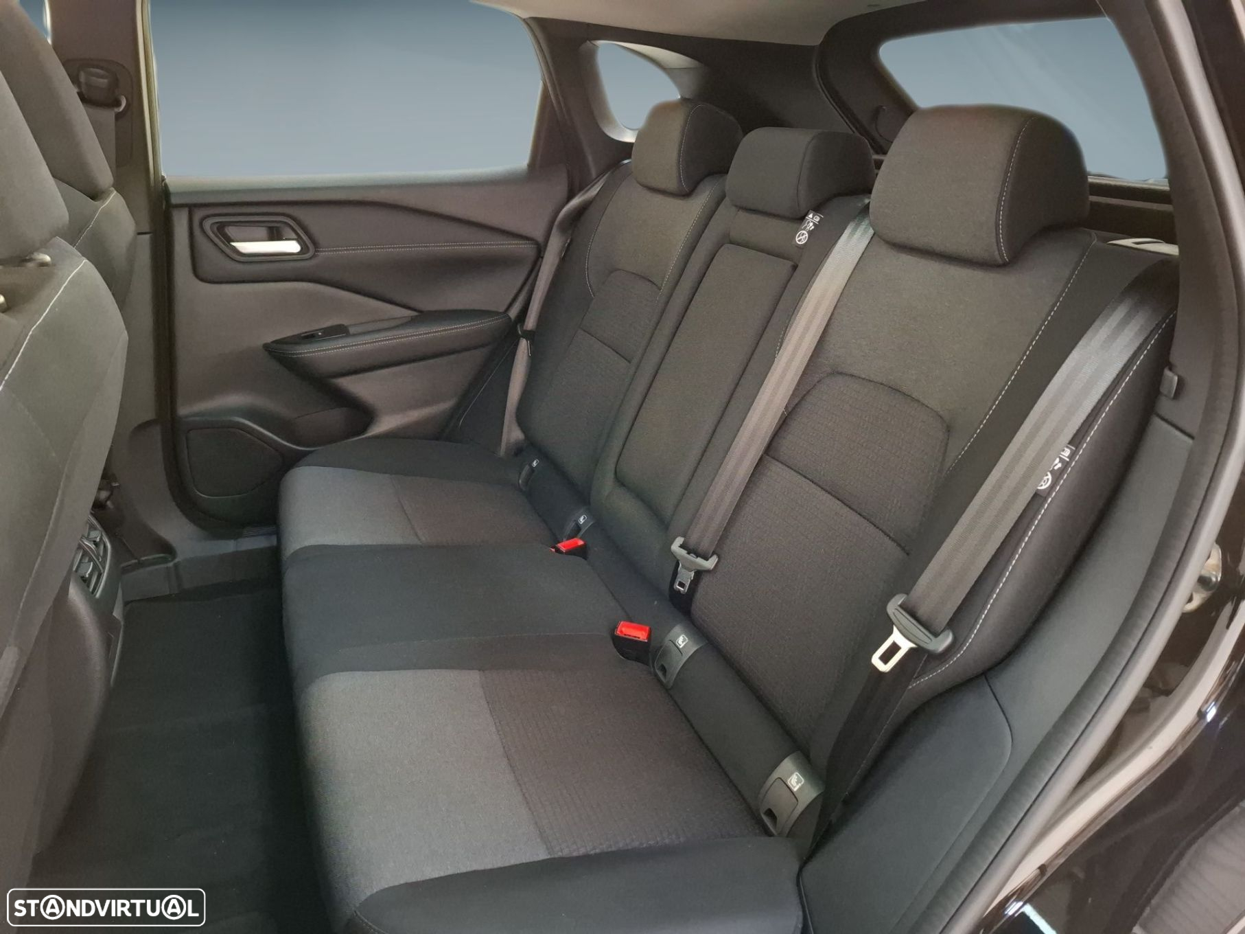 Nissan Qashqai 1.3 DIG-T N-Connecta LED+TT+SKY - 9