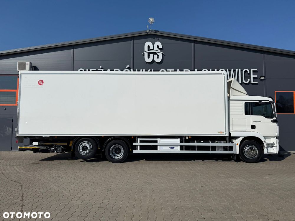 MAN TGM TGS TGX 26.320 chłodnia multitemperatura  22Epal // sypialka // oś skrętna - 6
