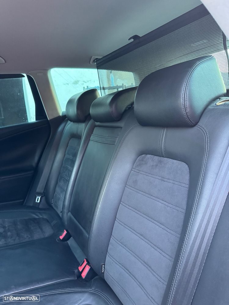 VW Passat Variant 2.0 TDI Highline - 17