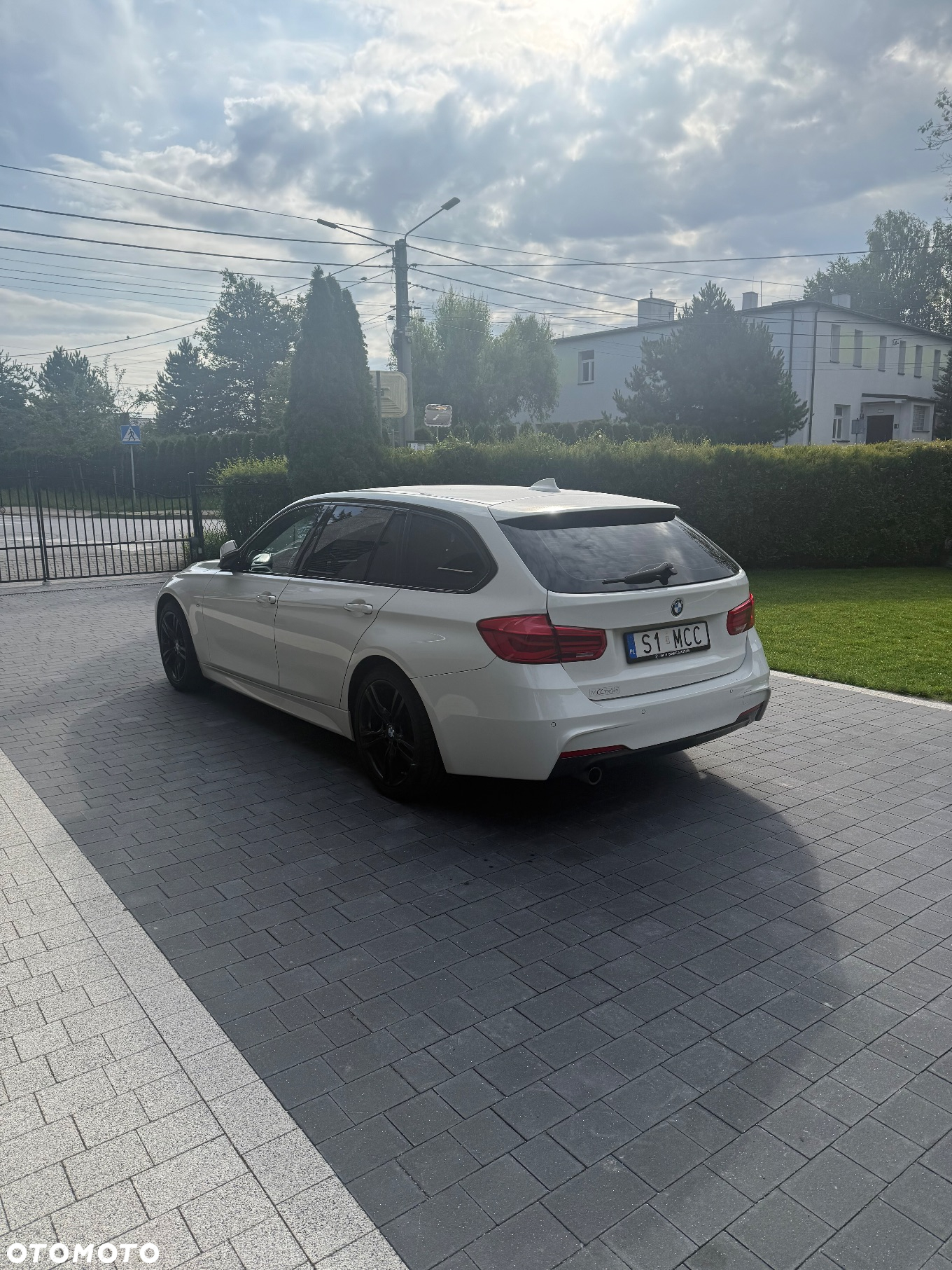 BMW Seria 3 318d M Sport - 4