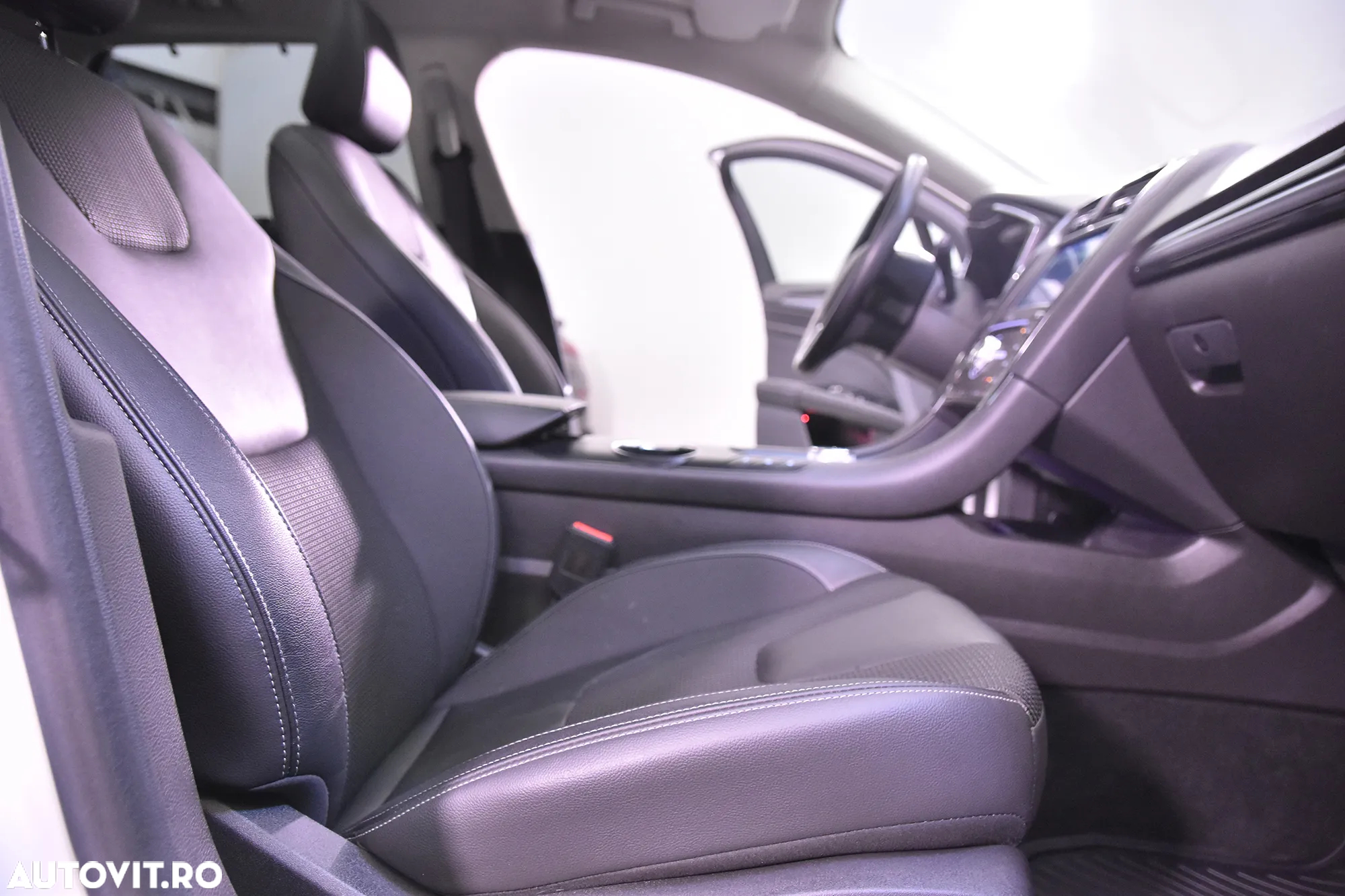 Ford Mondeo - 11