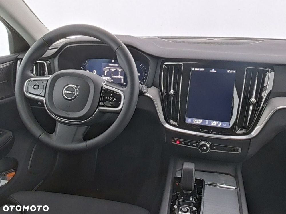 Volvo V60 B4 B Plus Dark - 8