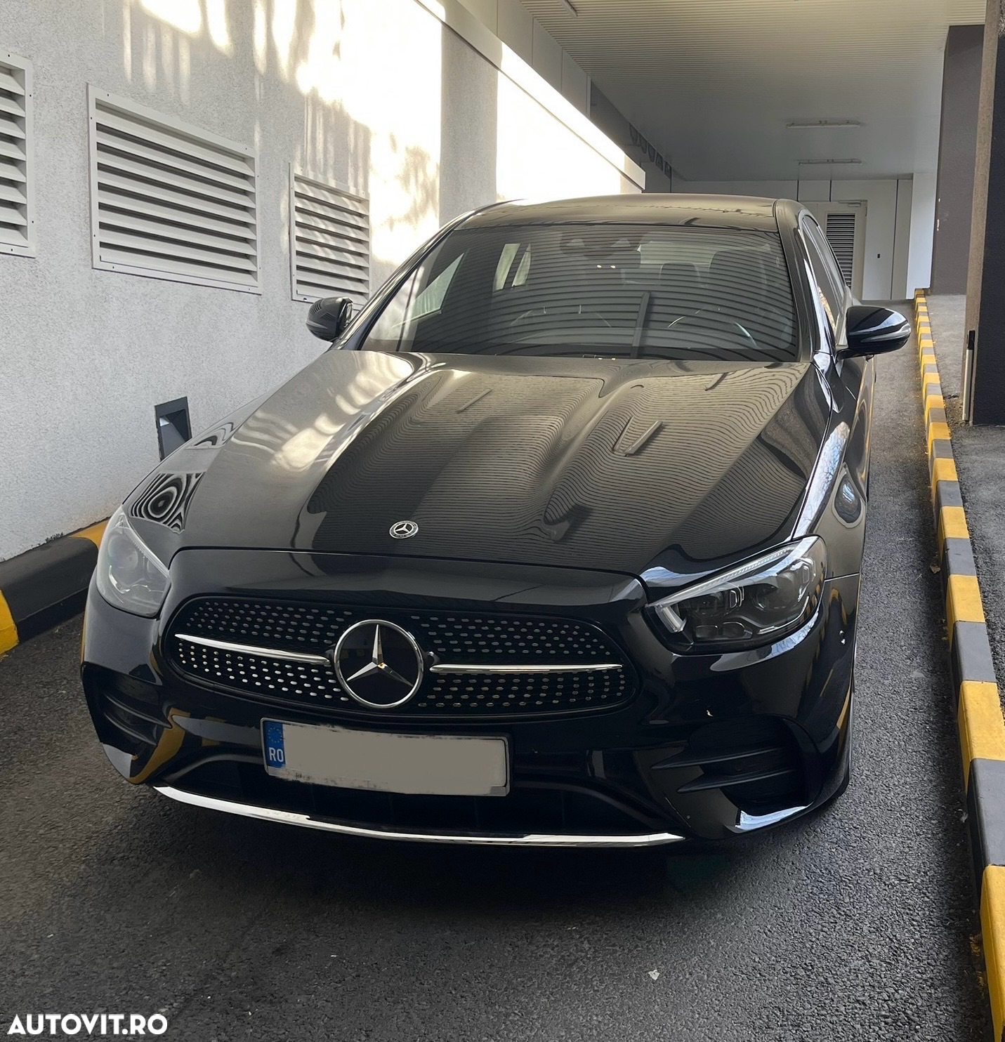 Mercedes-Benz E 300 4MATIC Aut. - 8
