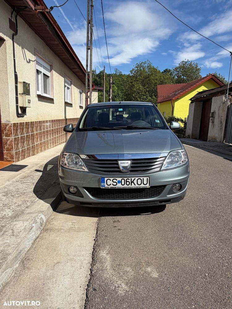 Dacia Logan 1.2 16V Laureate - 1