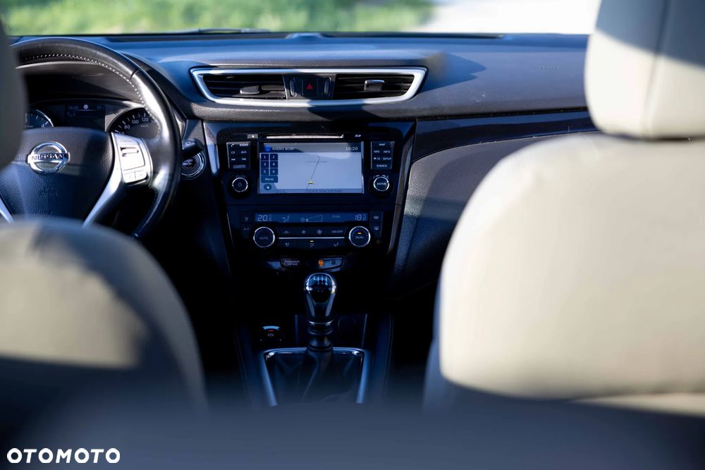 Nissan Qashqai 1.6 DCi ALL-MODE 4x4i TEKNA+ - 19