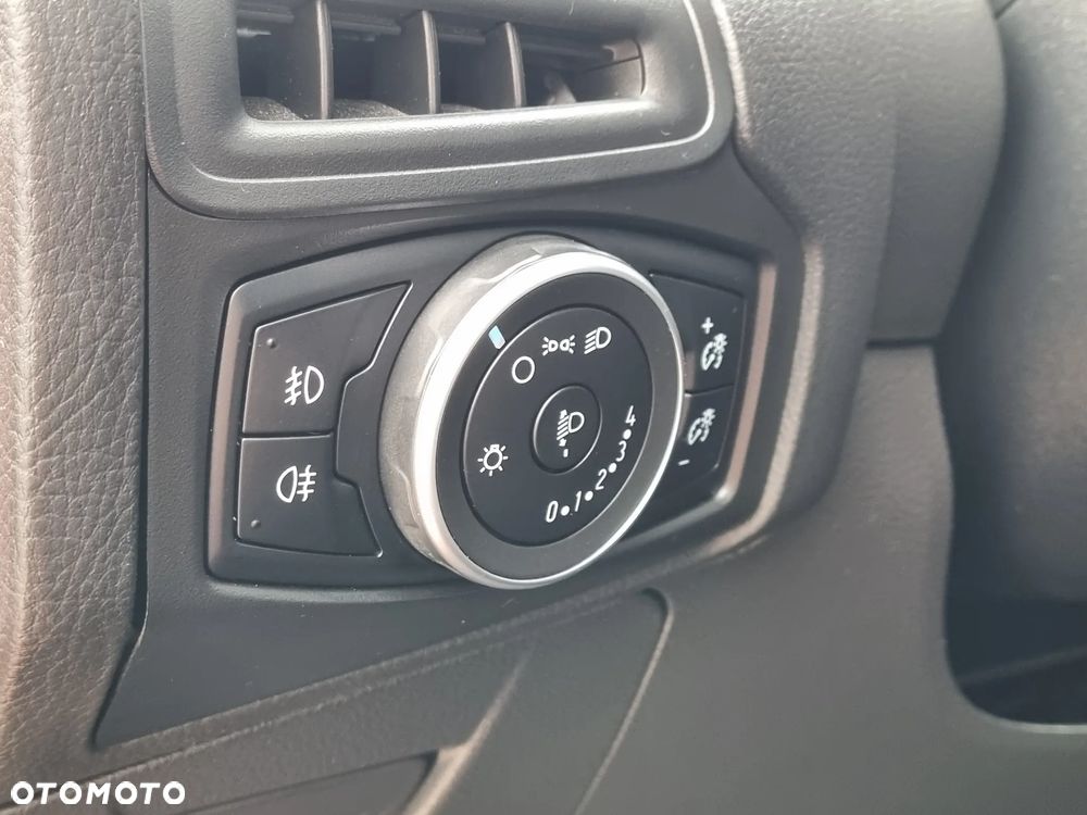 Ford Focus 1.0 EcoBoost Trend - 11