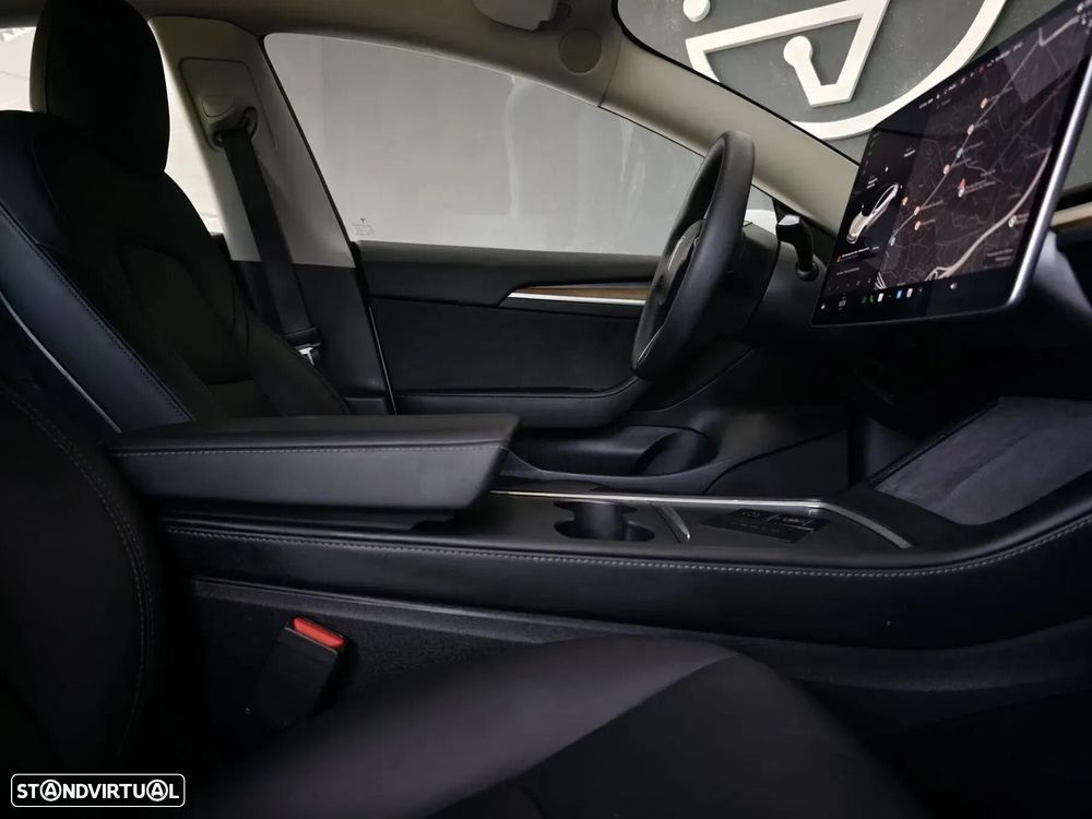 Tesla Model 3 Long Range Tração Integral - 42