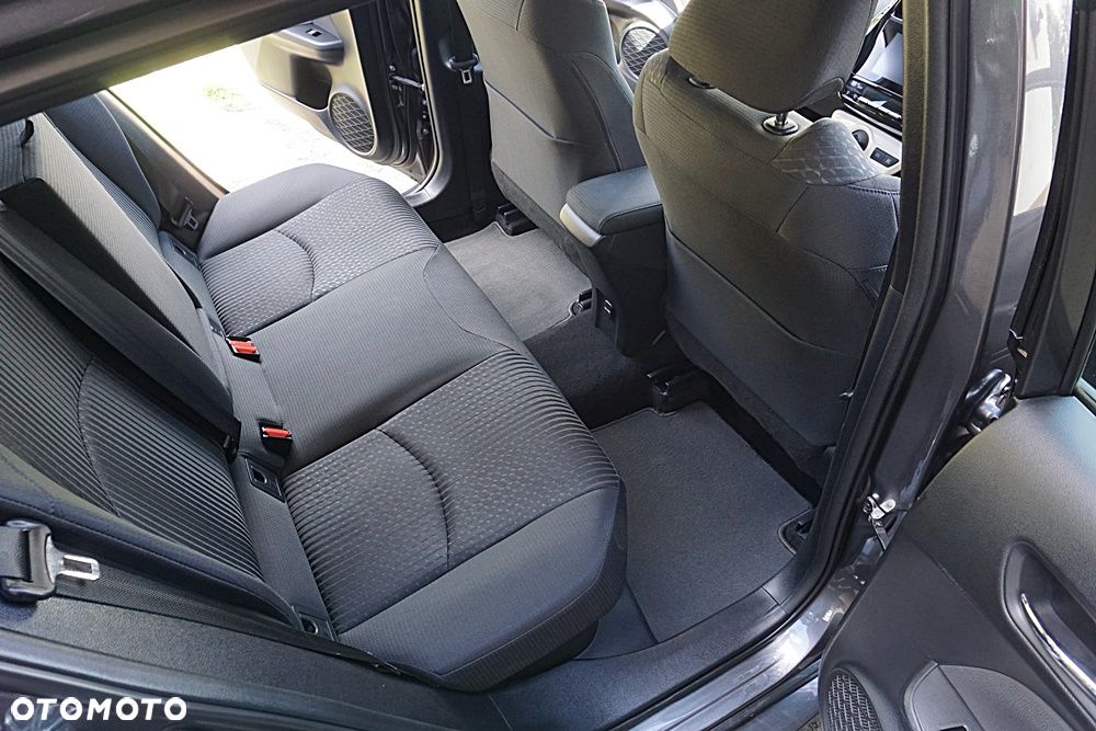 Toyota Prius Hybrid Executive - 21