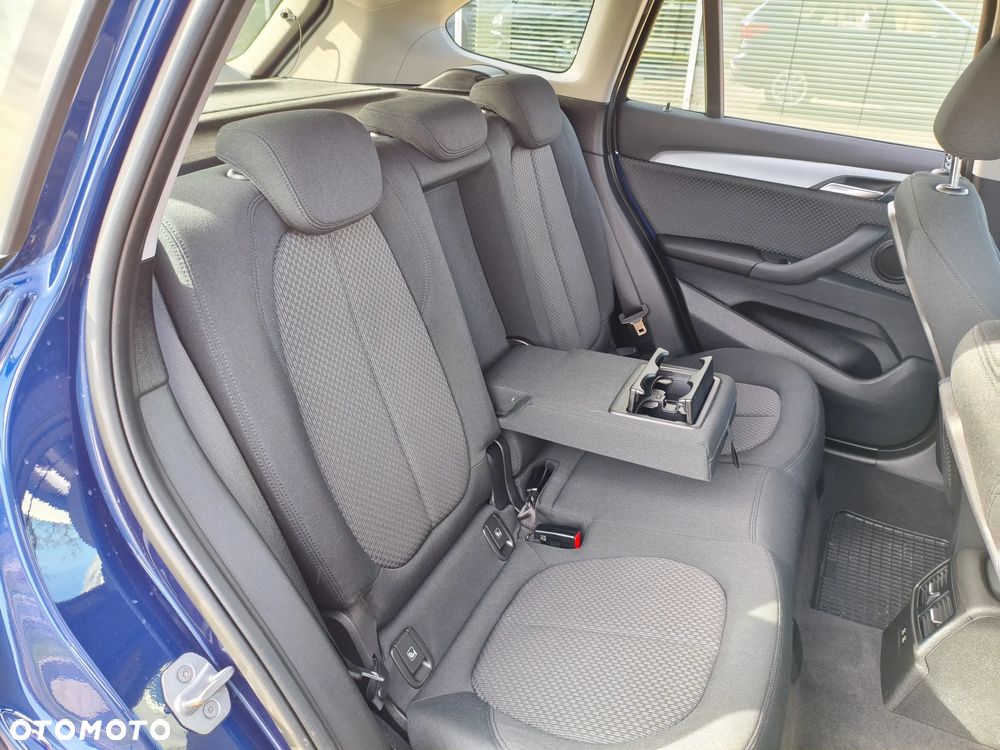 BMW X1 sDrive18d - 21