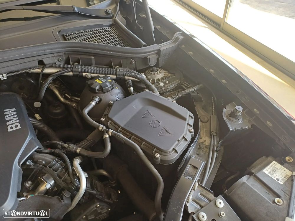 BMW X3 18 d sDrive Advantage Auto - 13