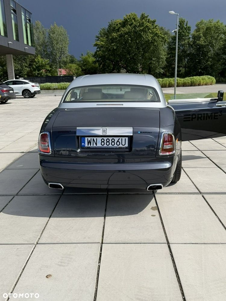 Rolls-Royce Phantom - 6