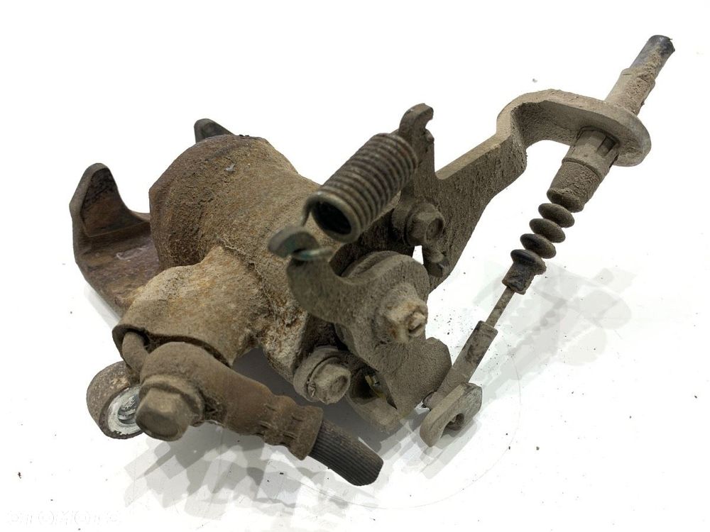 ZACISK PRAWY TYŁ  MAZDA 6 sedan (GJ, GL) 2012 - 2022 2.5 (GJ5FP) 141 kW [192 KM] benzyna 2013 - - 3