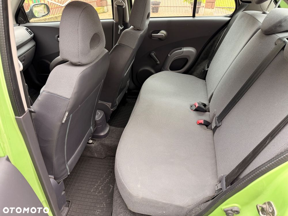 Nissan Micra - 10