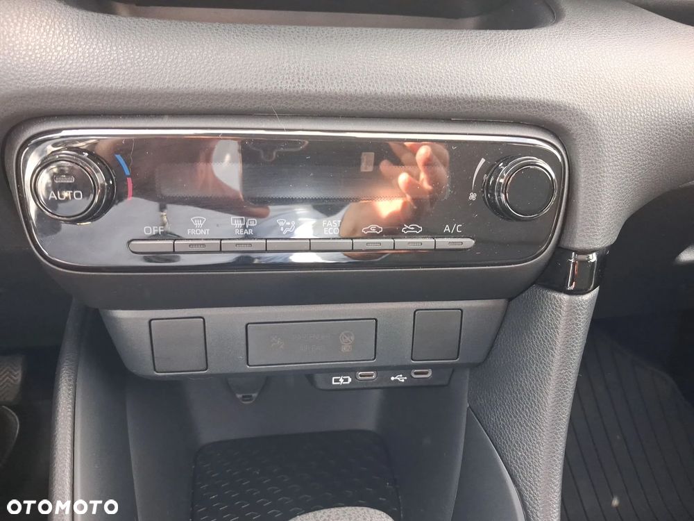 Mazda 2 Hybrid 1.5 Prime Line CVT - 24