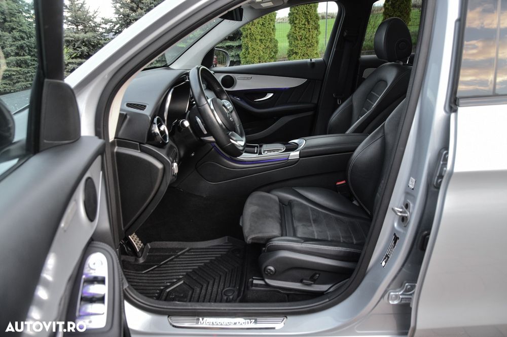 Mercedes-Benz GLC 220 d 4MATIC 9G-TRONIC AMG Line Plus - 26