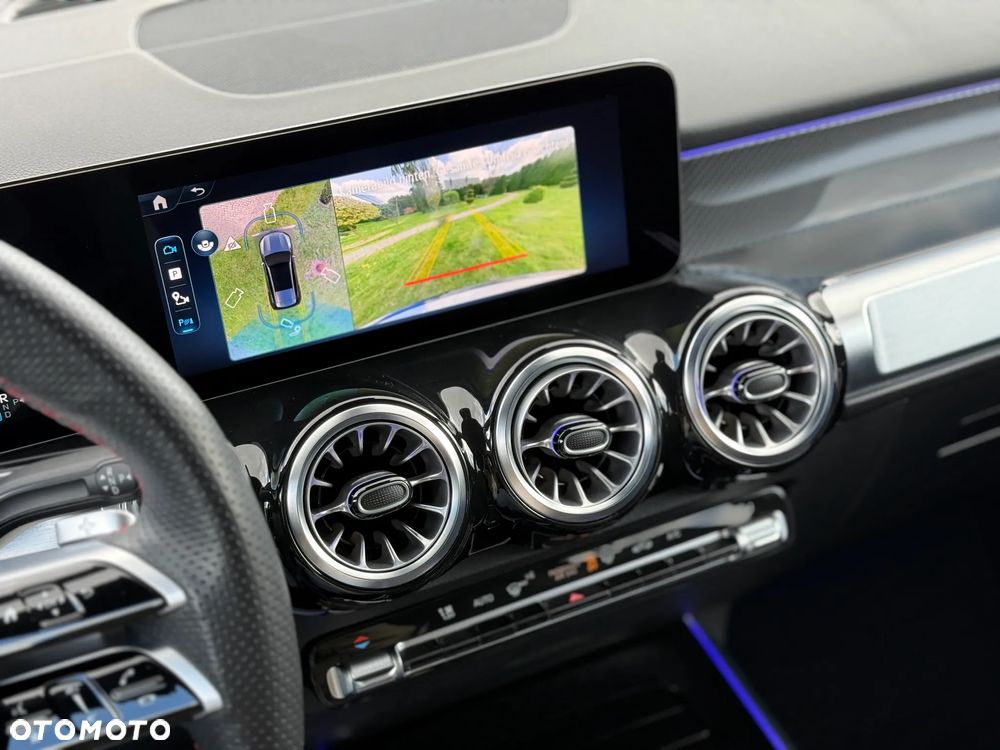Mercedes-Benz GLB 200 d 8G-DCT AMG Line - 21
