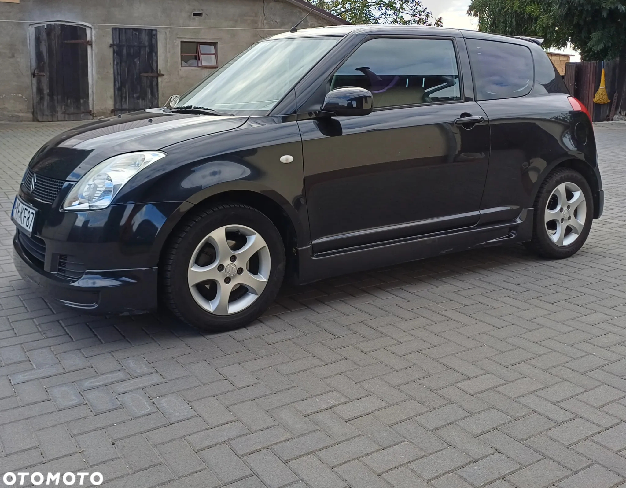 Suzuki Swift - 2