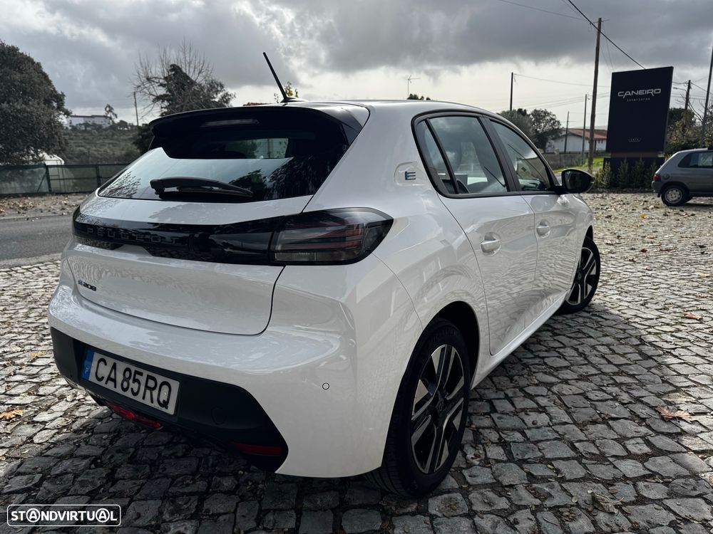 Peugeot e-208 Active - 6